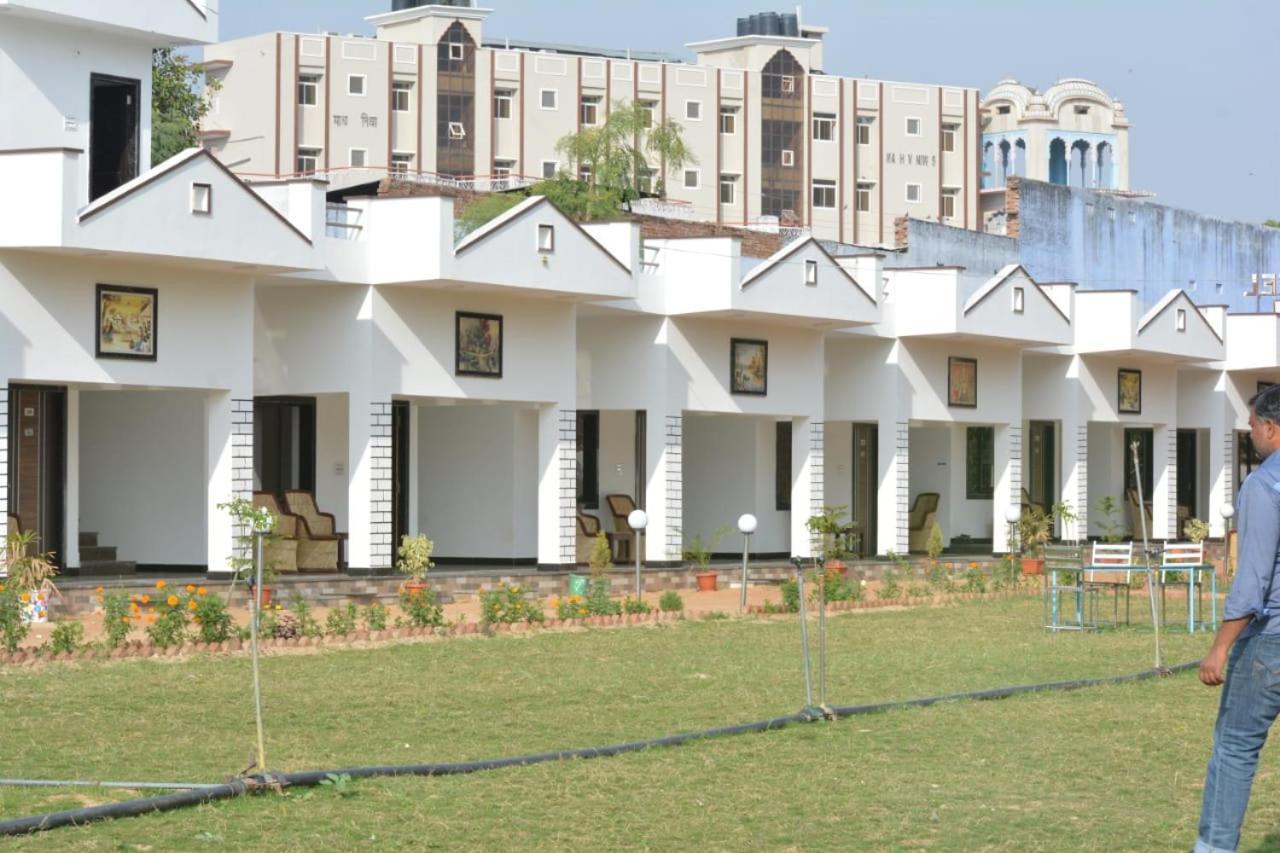 פושקאר Mango Tree Resort מראה חיצוני תמונה